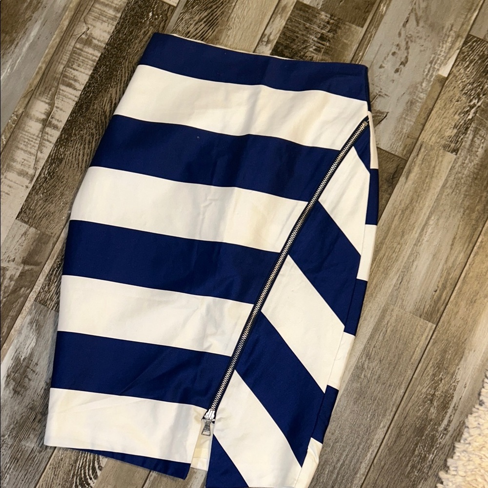 Express royal blue and white pencil skirt size 00
